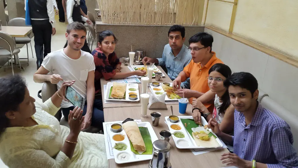 Cafeteria & Dining